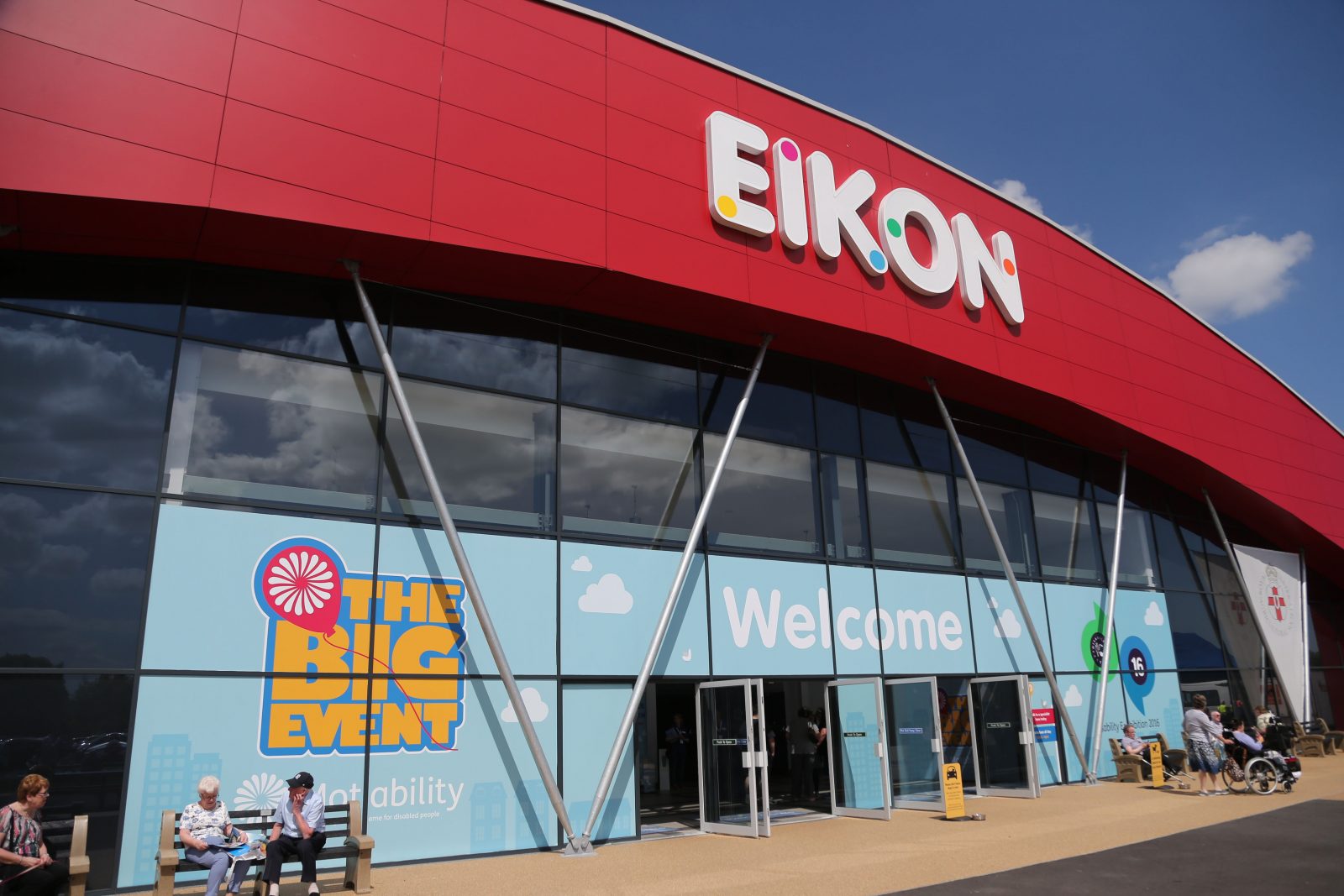 Eikon store from outside